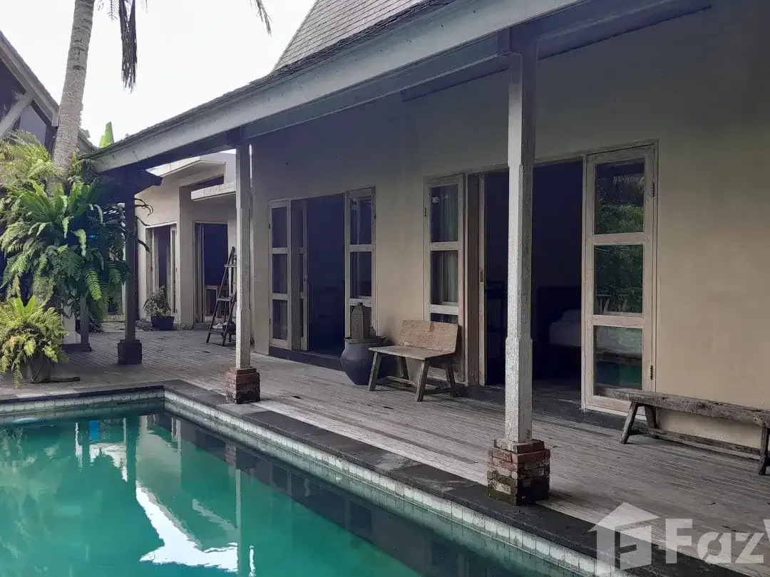 3 Bedroom Villa for sale in Sukawati, Bali - Image 1 of 10