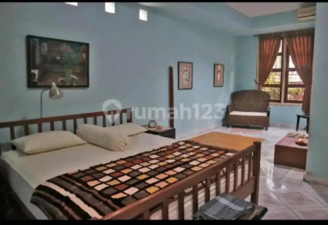 Hot Deal! Rumah 2 Lantai Selangkah Jalan Raya Semer Canggu, SHM - Image 5 of 6