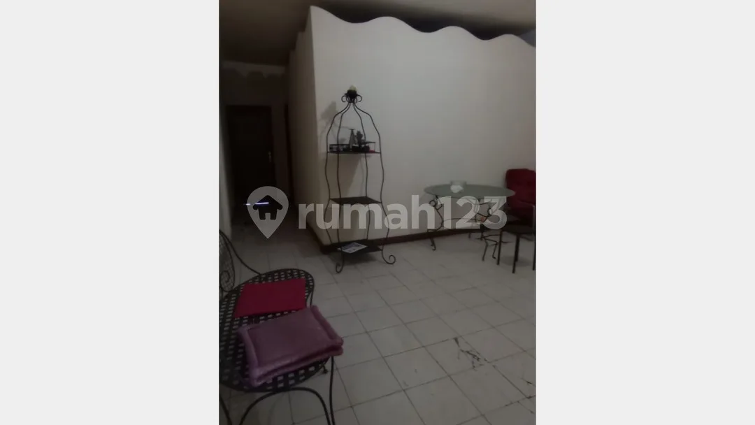Dijual Ruko 3 Lantai Cocok Untuk Kantor / Usaha diKerobokan, Kuta - Image 3 of 4