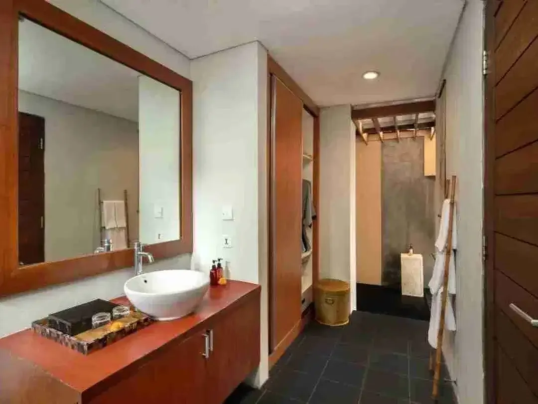 3 BEDROOMS VILLA FREEHOLD NEAR NYANYI BEACH FOR SALE - Image 5 of 9