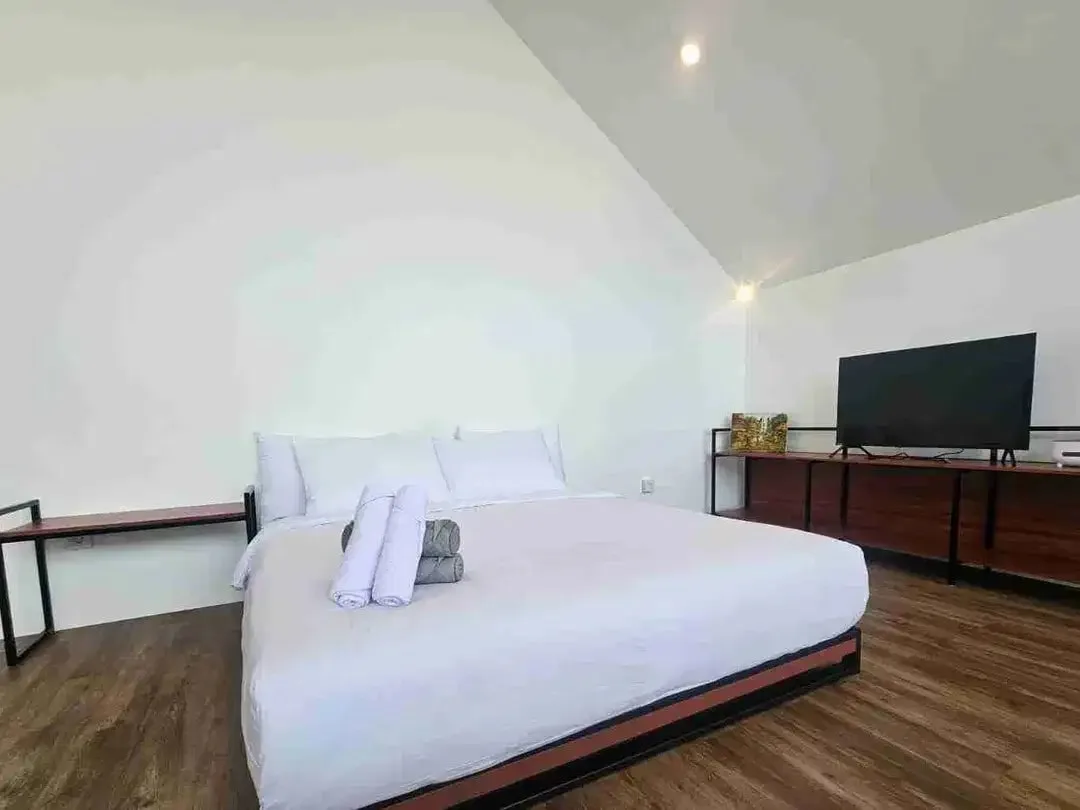 Villa Padonan Canggu Bali 3 Kamar Tidur - Image 3 of 10