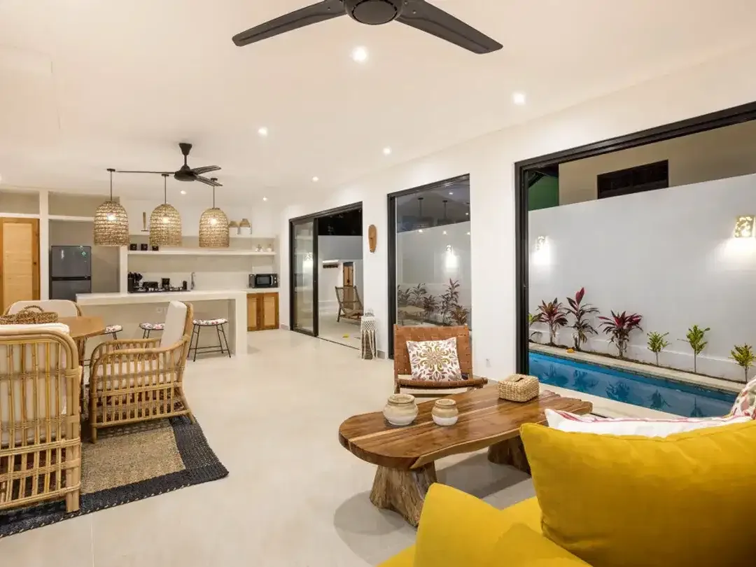 Leasehold - Stylish 2-Bedroom Villa in Seminyak (bordering Denpasar), Bali - Attractive Investment Opportunity - Image 5 of 10