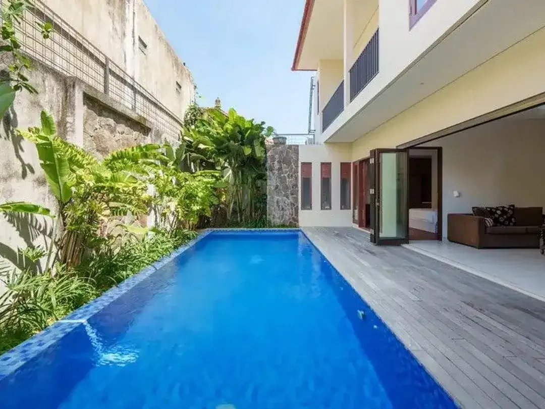 Freehold - Elegant 3-Bedroom Freehold Villa in Kerobokan, Bali - Image 1 of 10
