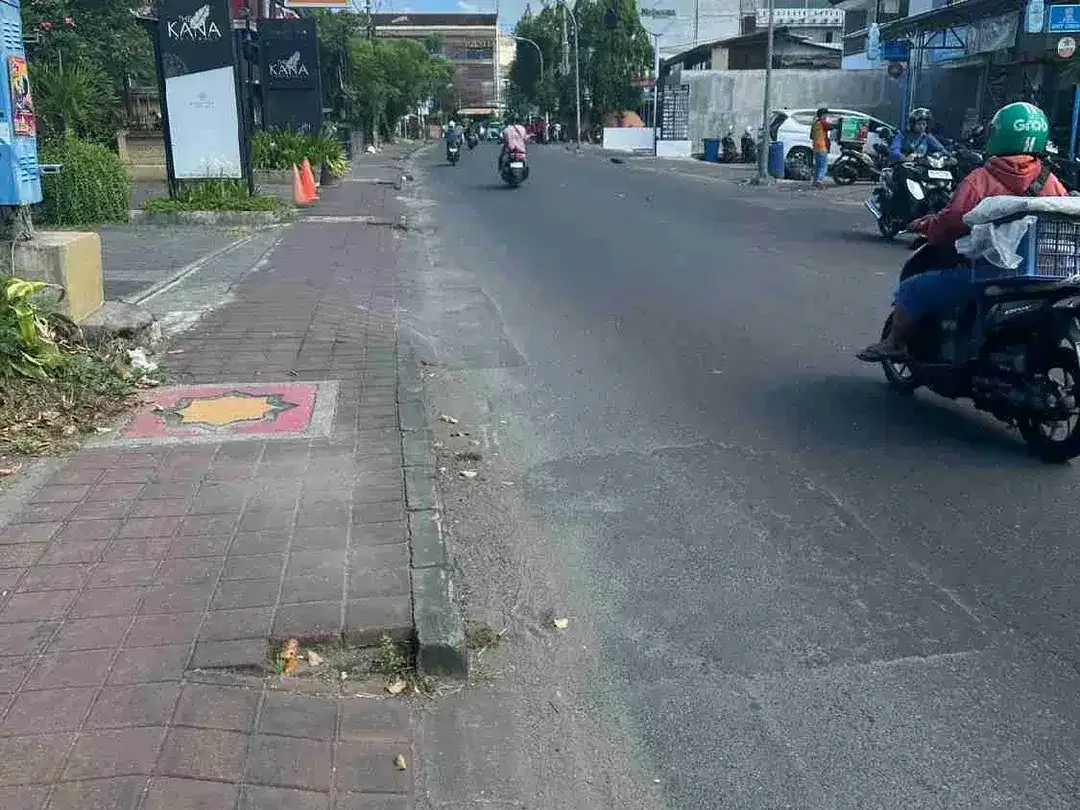 TANAH DISEWAKAN SELUAS 3500 M2 LOKASI KUTA - Image 4 of 4