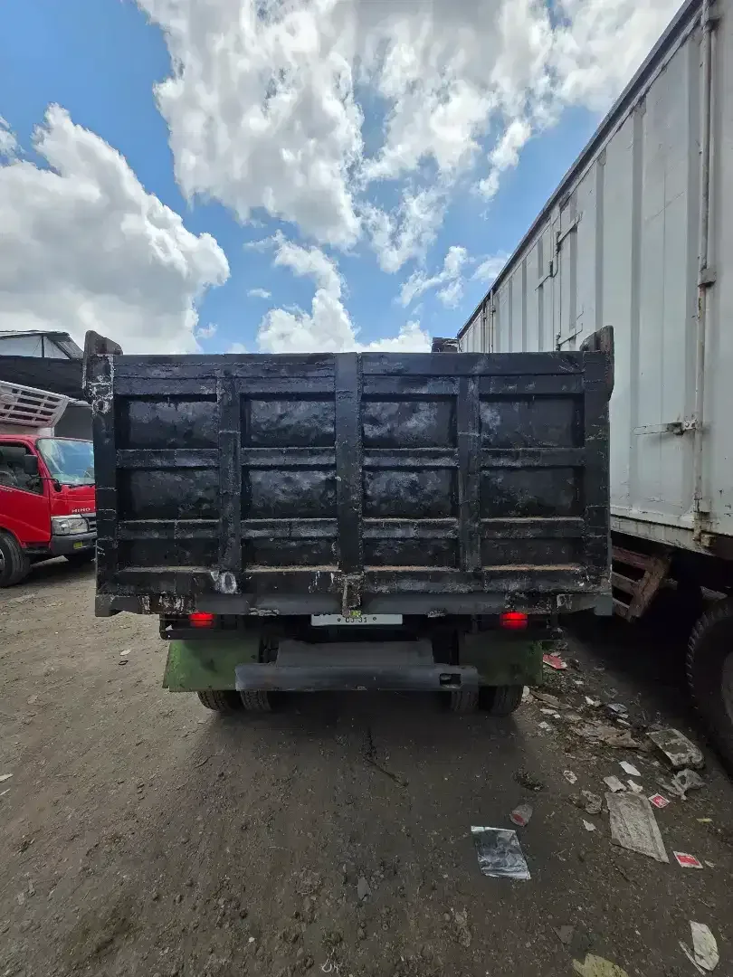 Isuzu Elf 2018 NMR 71T HD 6.1 Dump Truk - Image 5 of 5
