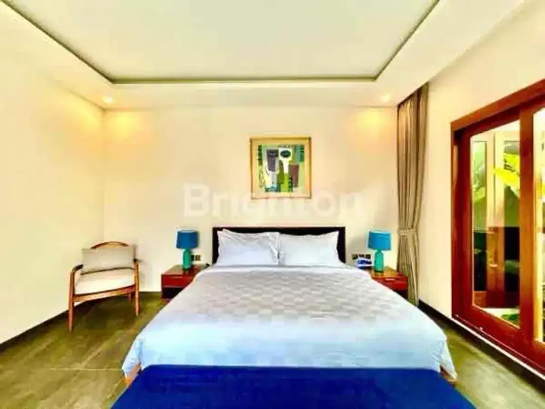 3 BR TROPICAL VILLA FULL FURNISHED IN SANUR BEACHSIDE - Image 4 of 8