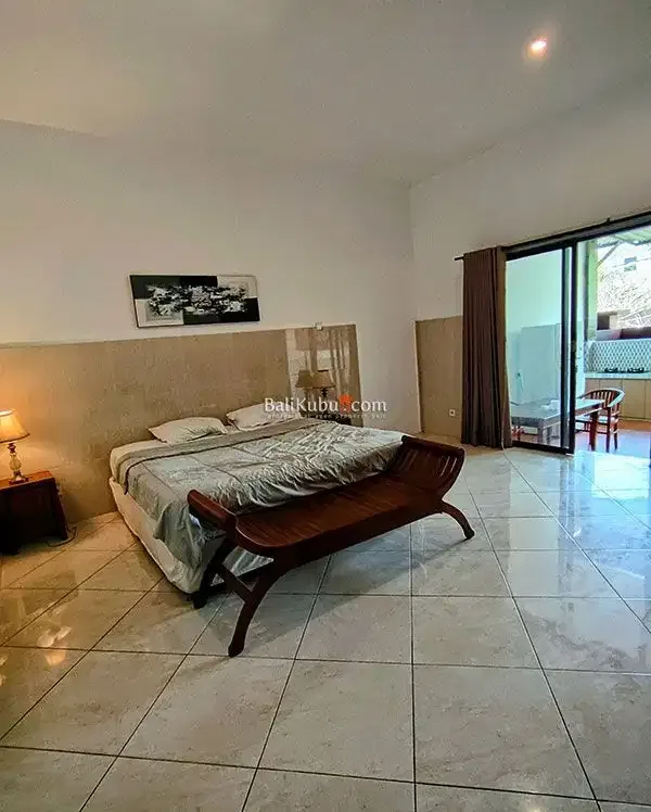 [AMR-133.ARY] For Monthly Rent Apartment Suite Room in Ungasan South of Kuta - Image 4 of 10