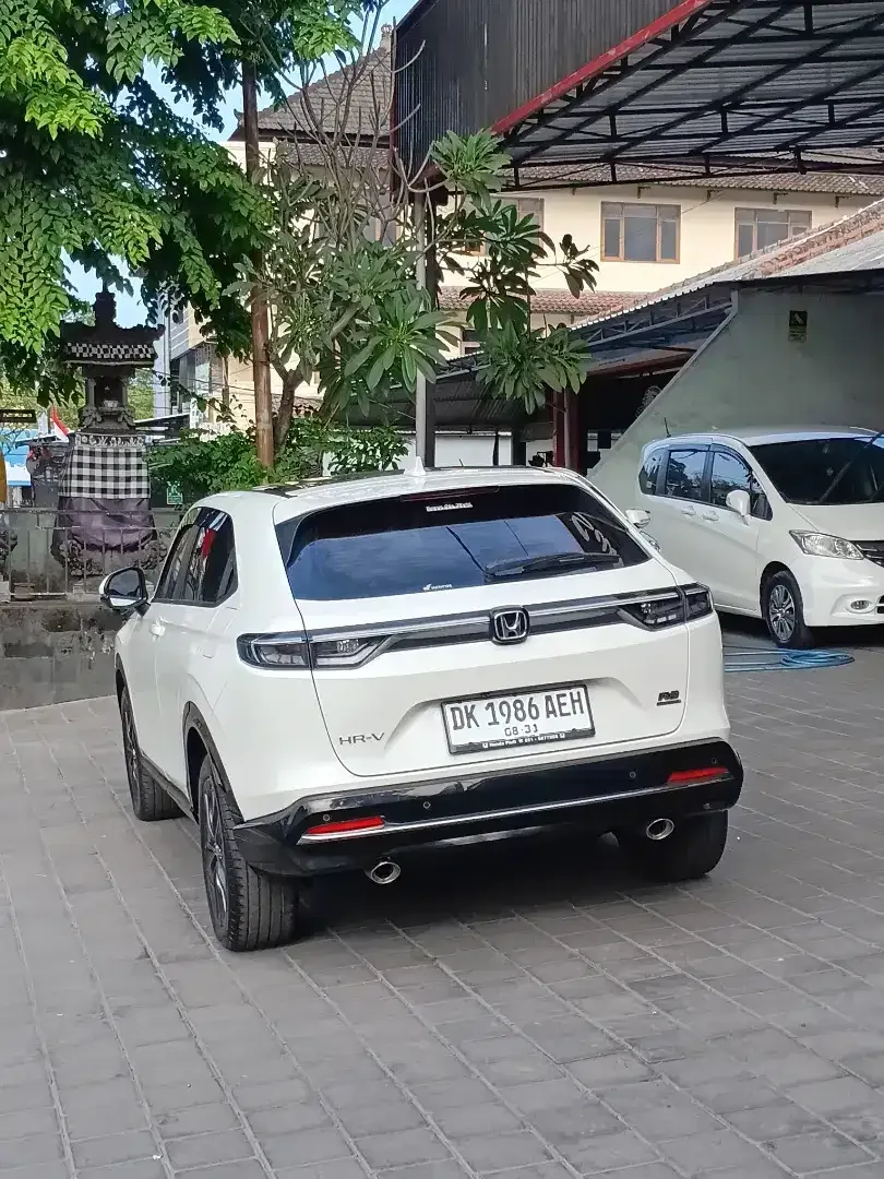 HR-V RS TURBO LOW KM AUTOMATIC SEPERTI BARU DEALER - Image 4 of 10