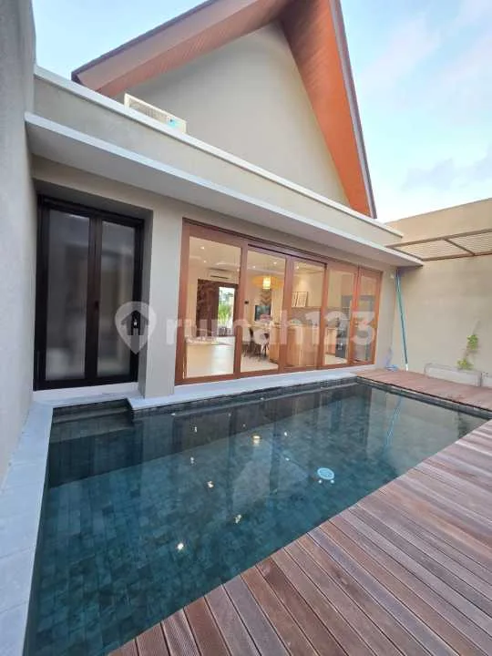 Villa Baru Ekslusif Dekat Pantai Kedungu - Image 2 of 4