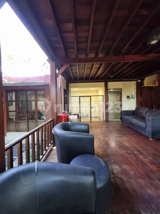 Wooden Joglo House 2 Beds Semifurnished At Jimbaran - Image 3 of 4