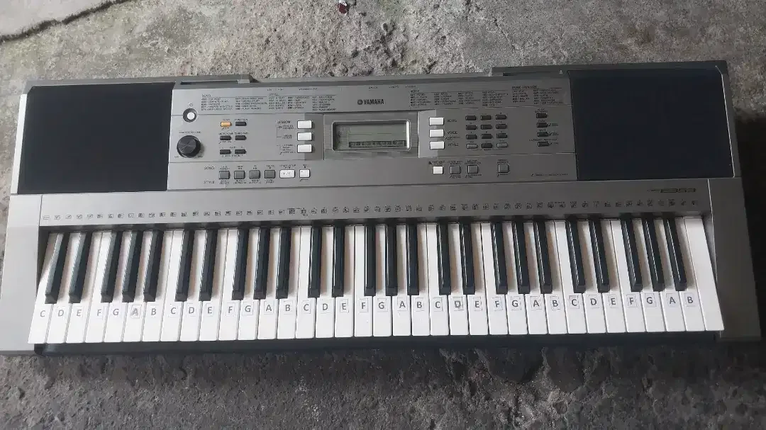 Keyboard organ piano yamaha psr e353 - Image 1 of 4