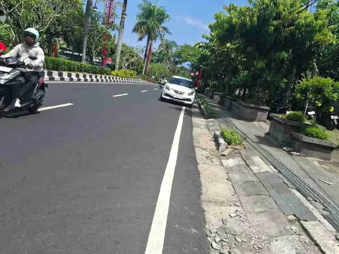 jual cepat Tanah daerah komersil di kota Gianyar Bali - Image 1 of 2
