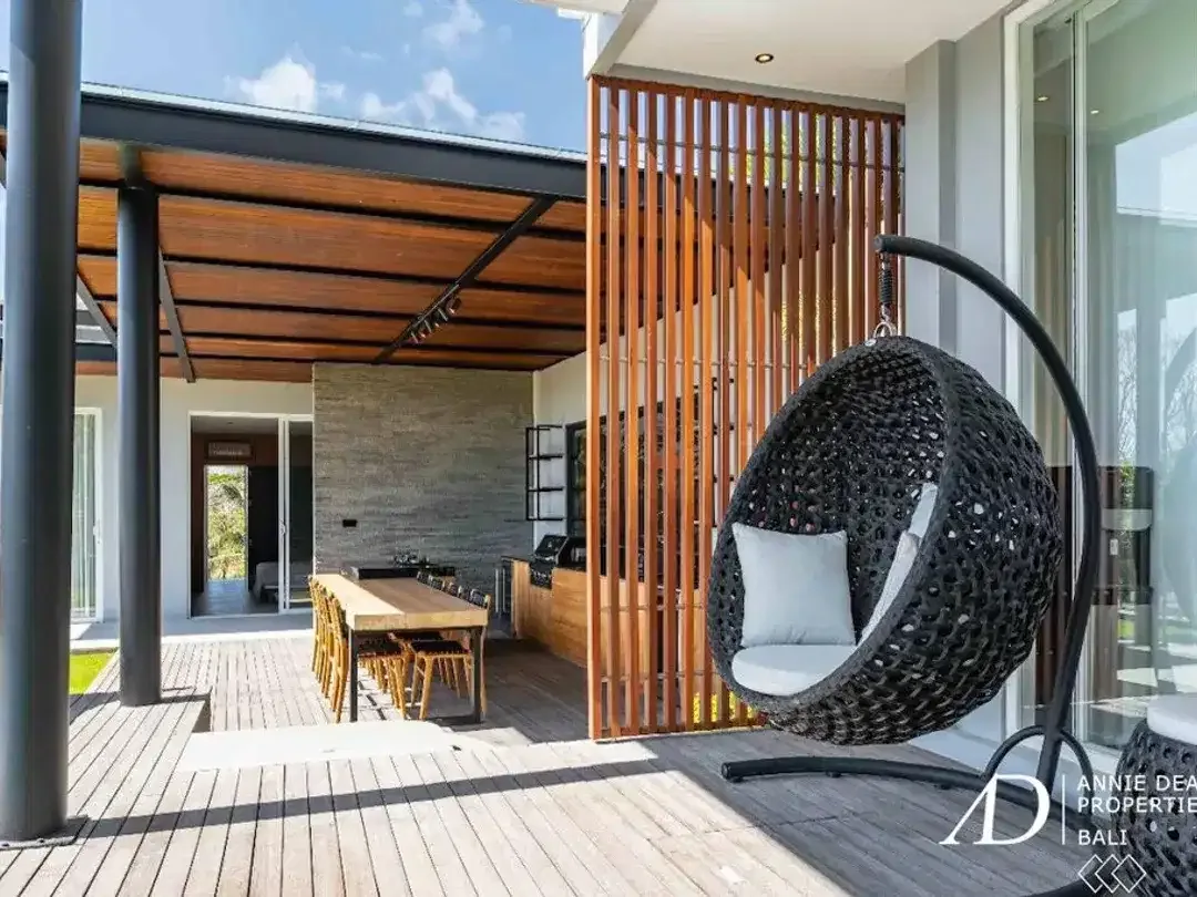 FREEHOLD | MODERN CONTEMPORARY 4-BEDROOM VILLA IN ULUWATU - Image 4 of 10