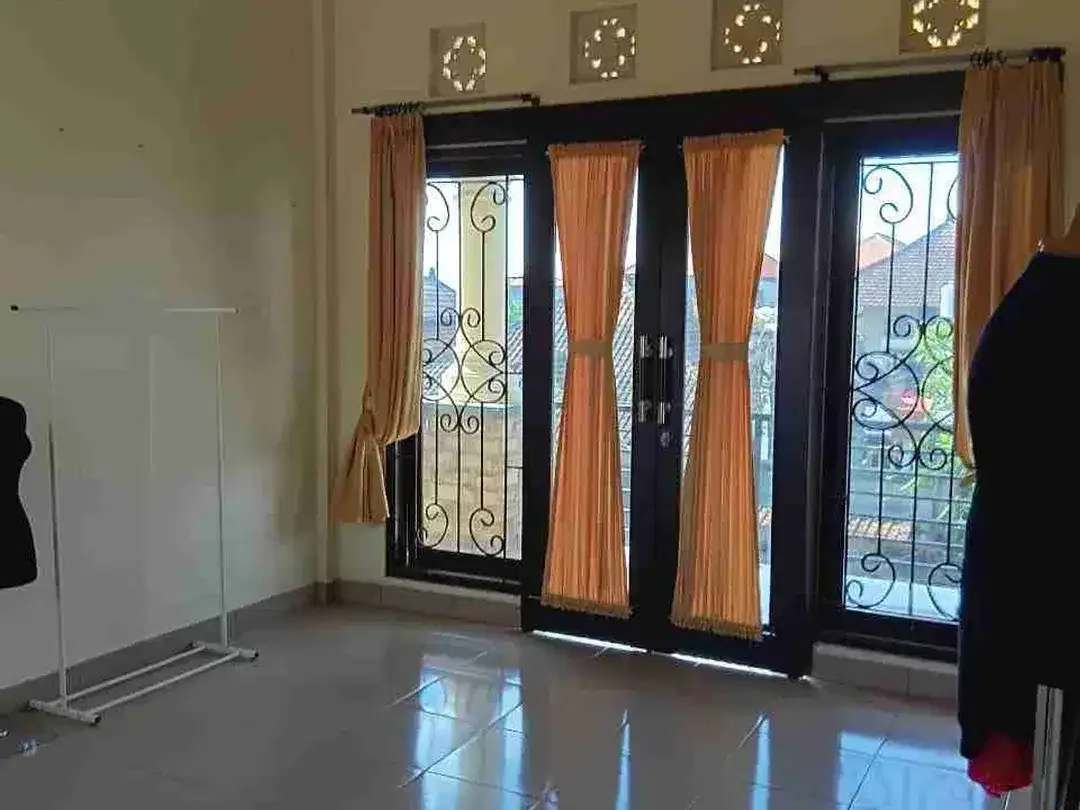 Rumah Bali Modern 5 Kamar di Siulan Penatih Denpasar Timur - Image 6 of 10