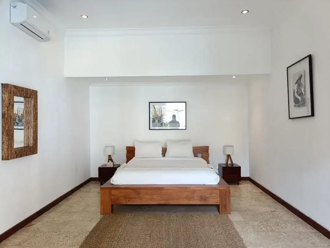 Massive Price Drop! 7-Bedroom Villa Just 200m from the Beach in Nusa Dua - Now IDR 10 Billion - Image 4 of 10