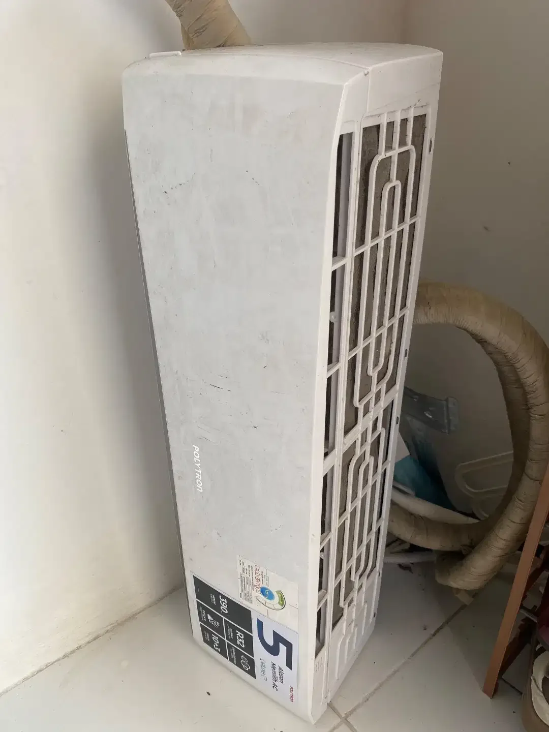 Dijual Cepat AC Polytron 1/2 PK R32 Low Watt 390W Dingin Normal - Denp - Image 4 of 5