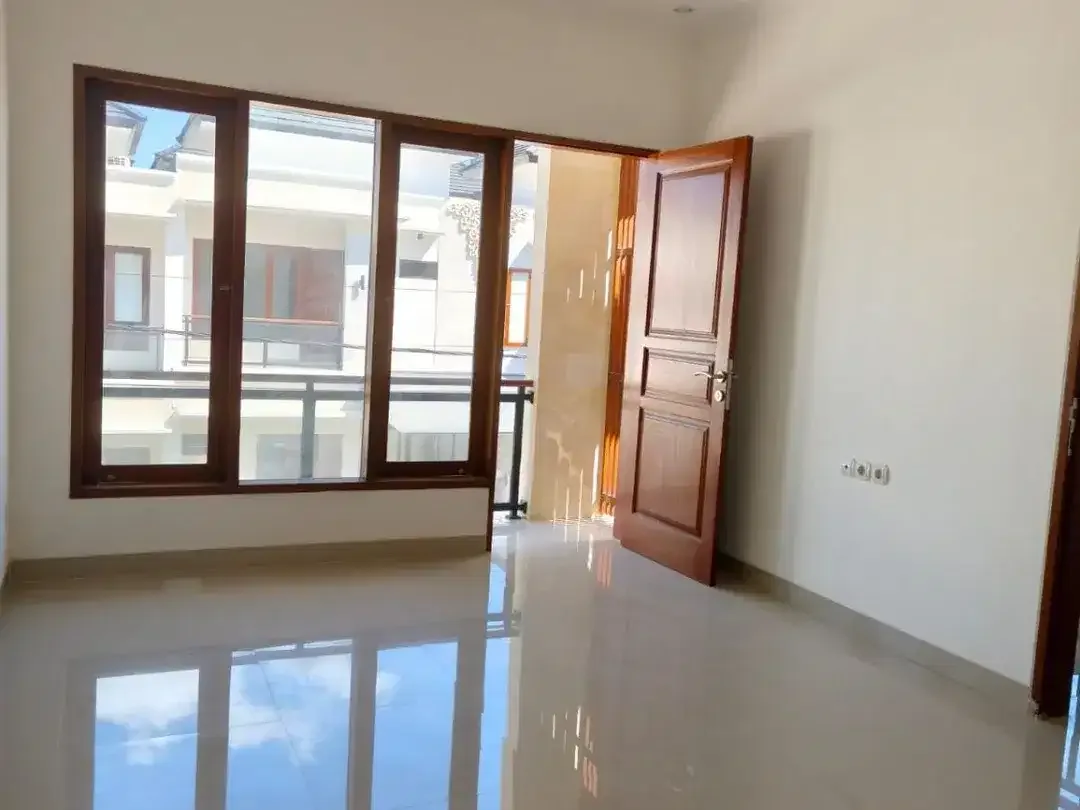 FOR RENT RUMAH SEMI MINIMALIS BARU 2LT 3 KMR STARTEGIS DI JIMBARAN DEKAT UNUD - Image 4 of 10