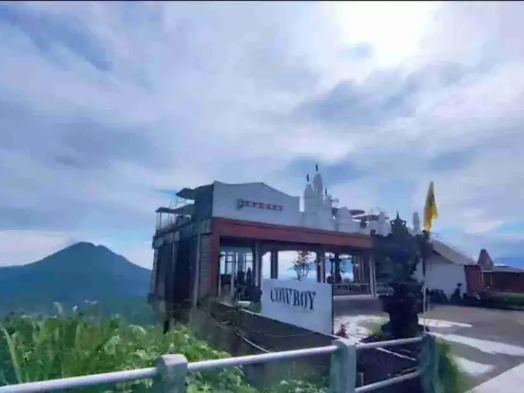 Tanah isi Bangunan Resto Di Utama Penelokan Kintamani View Gunung dan Danau Batur - Image 6 of 9