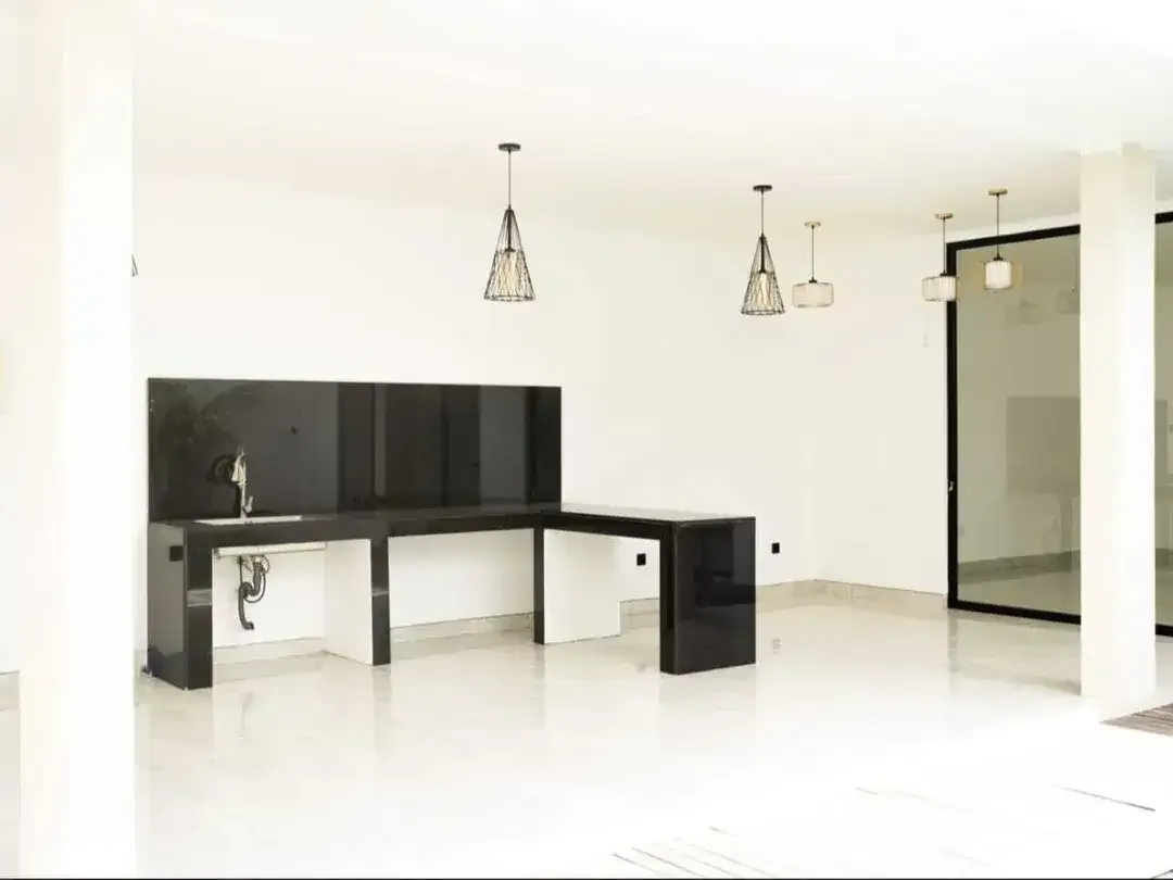 Stunning New Villa in Prime Petitenget - Seminyak - Image 9 of 10
