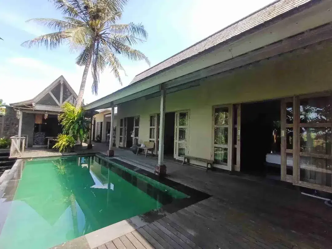 Villa Sukawati Gianyar Dekat Pantai Purnama - Image 1 of 10