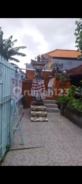 Di Jual Rumah 2 Lantai 4 Kamar Tidur Dekat ke Pantai - Image 4 of 4