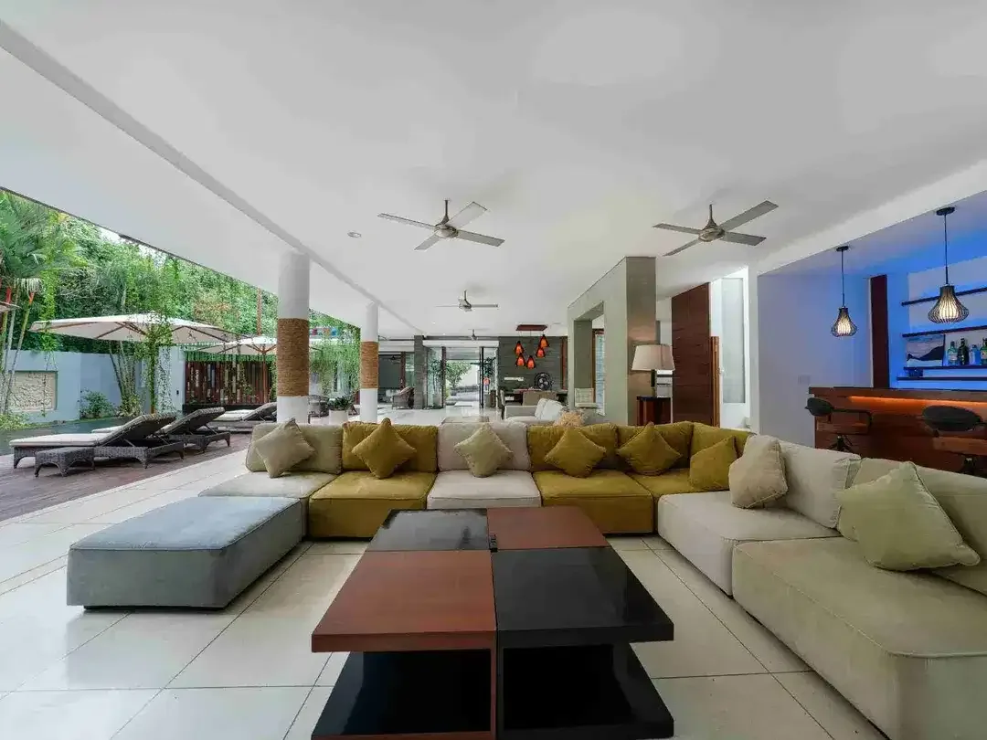 LUXURY 5 BEDROOMS VILLA IN PANDAK GEDE FOR RENT - Image 4 of 10