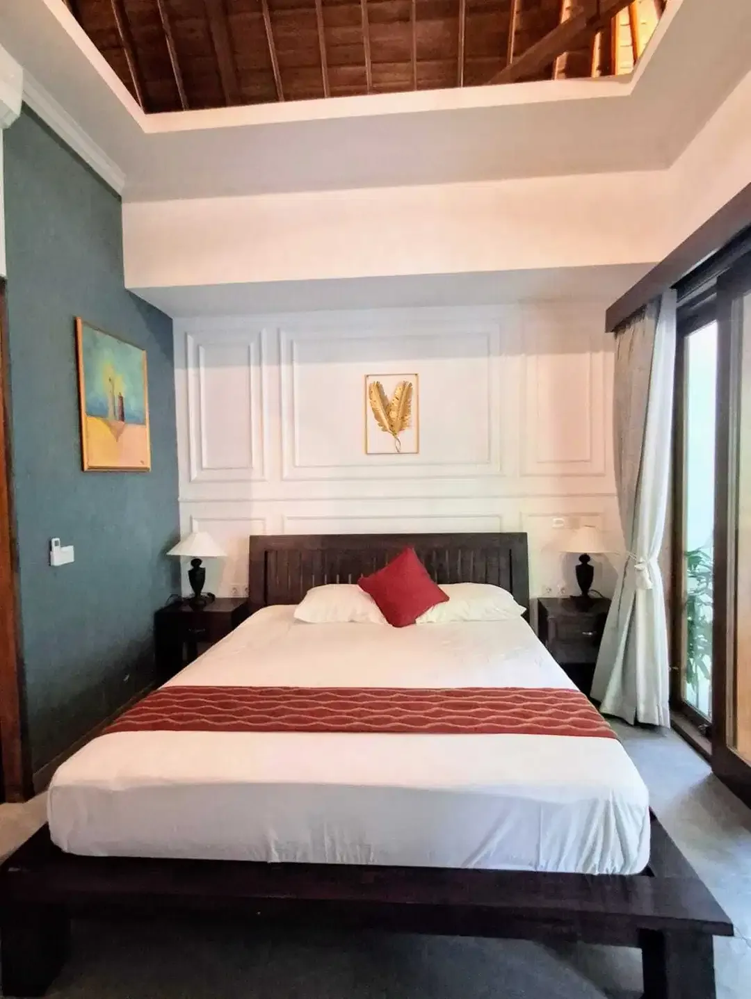 Luxury Villa Modern Minimalis Lokasi Strategis Umalas Bali - Image 10 of 10