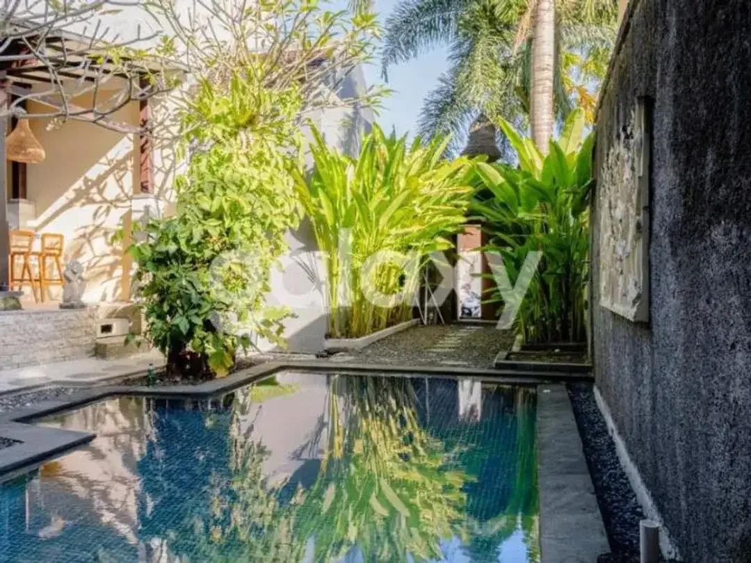 VILLA BAGUS 2 LANTAI DI PERMATA NUSA DUA BENOA BADUNG, BALI - Image 1 of 10