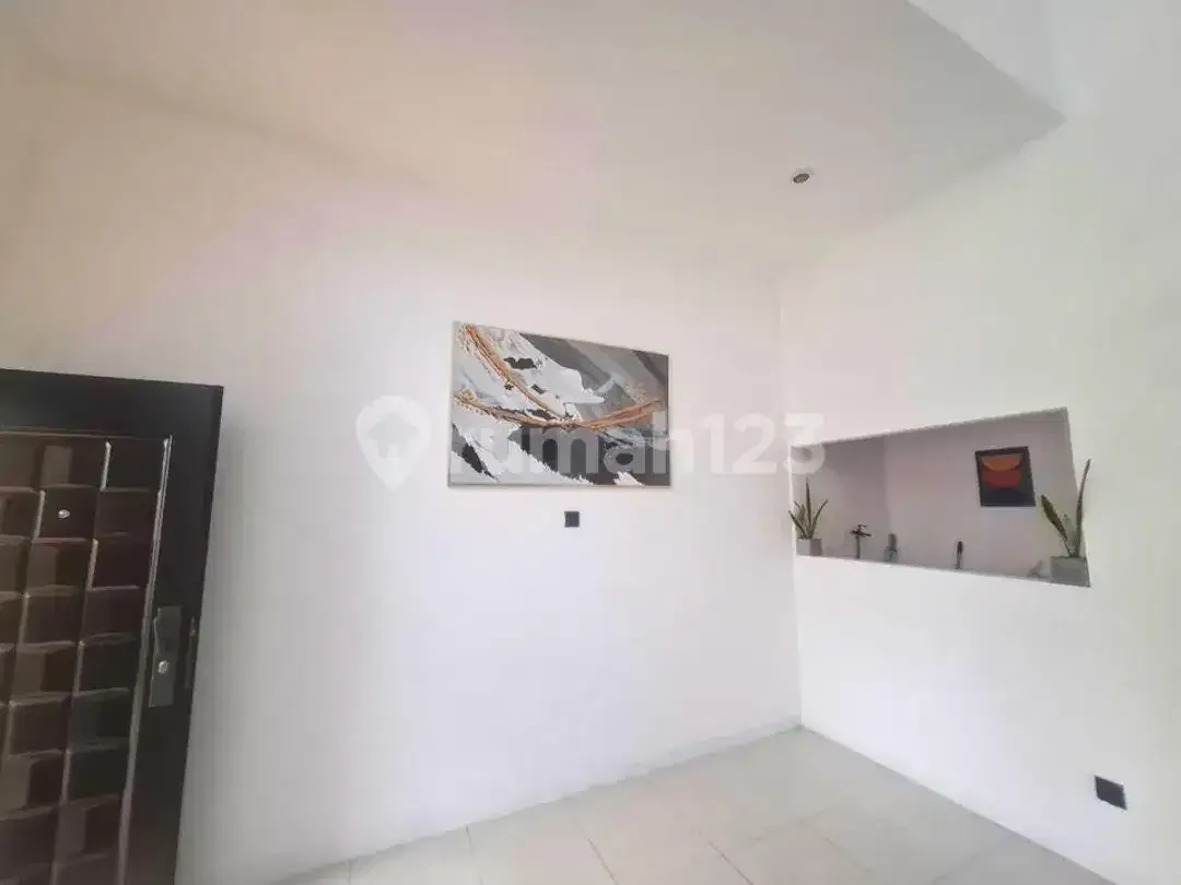 Dijual Rumah Modern Cocok untuk Investasi Jangka Panjang - Image 6 of 10