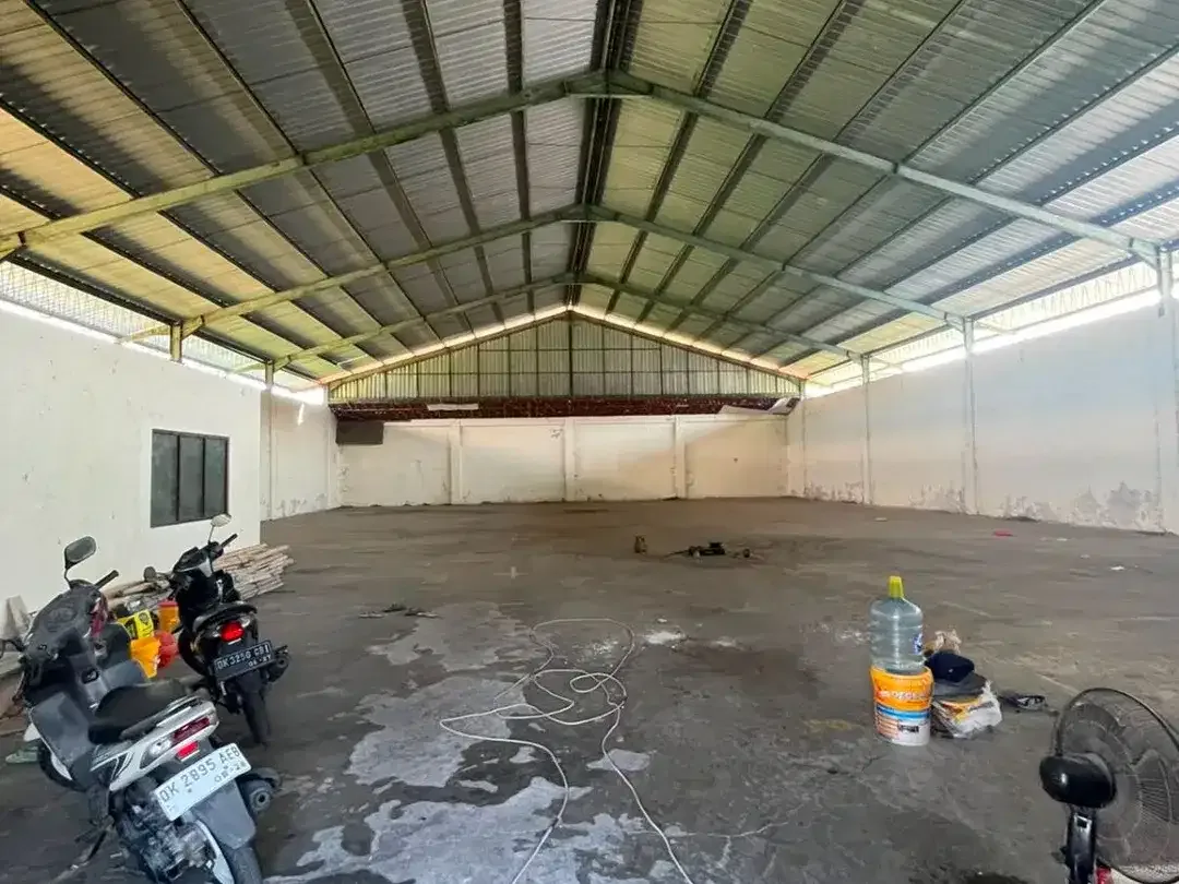 Gudang Komersial Strategis Dijual di Jalan Nakula, Kuta - Image 3 of 5