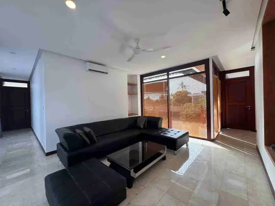 villa for sale - Image 6 of 9