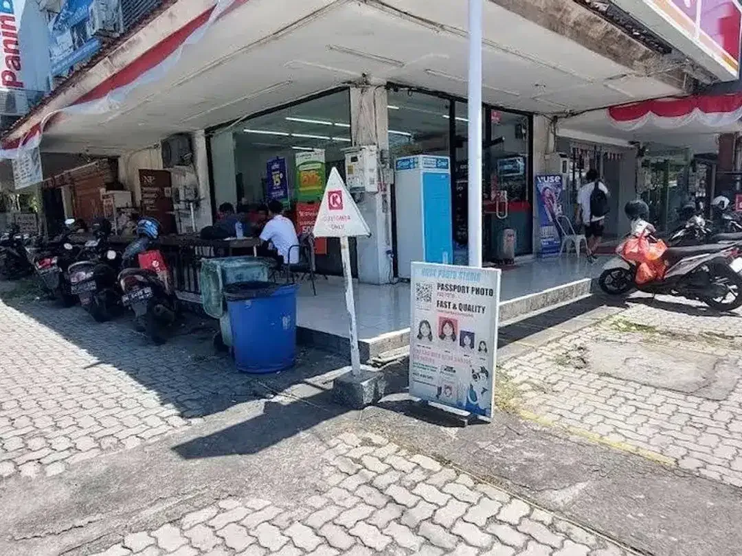 Ruko 2 Lantai Dijual di Kawasan Pariwisata Nusa Dua, Badung - Image 1 of 5