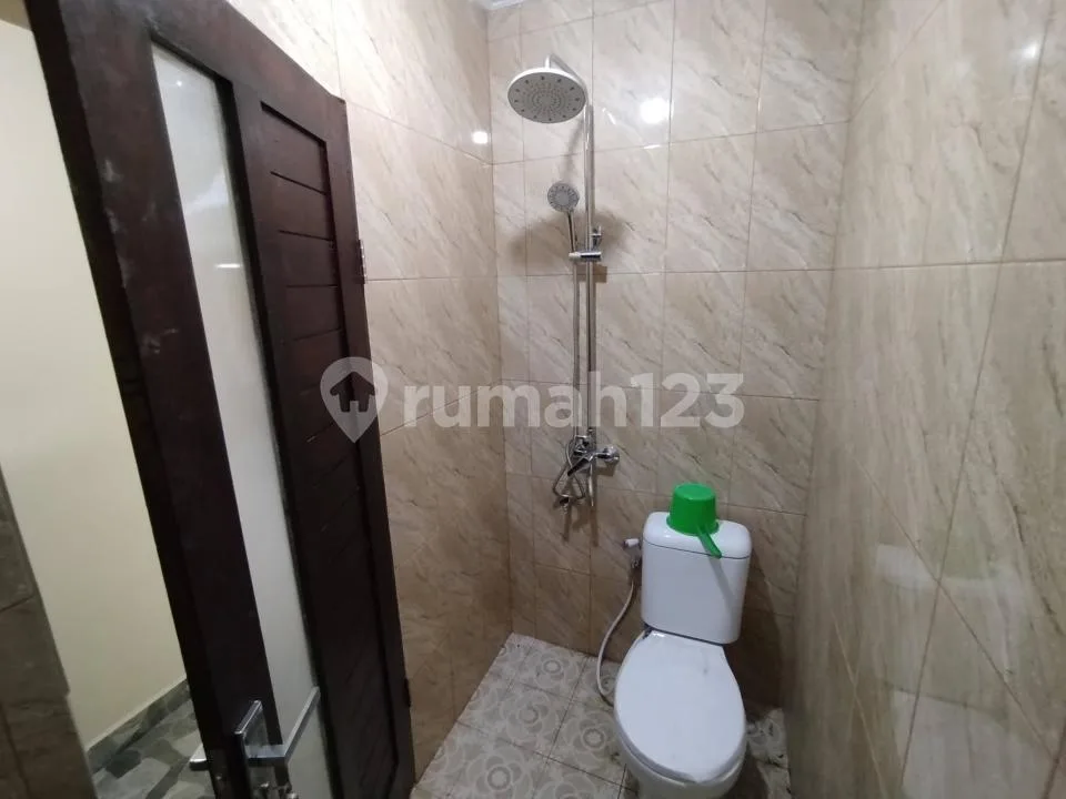 Rumah 4Br Siap Huni bisa Kantor Ketewel Gianyar, Bali - Image 2 of 4