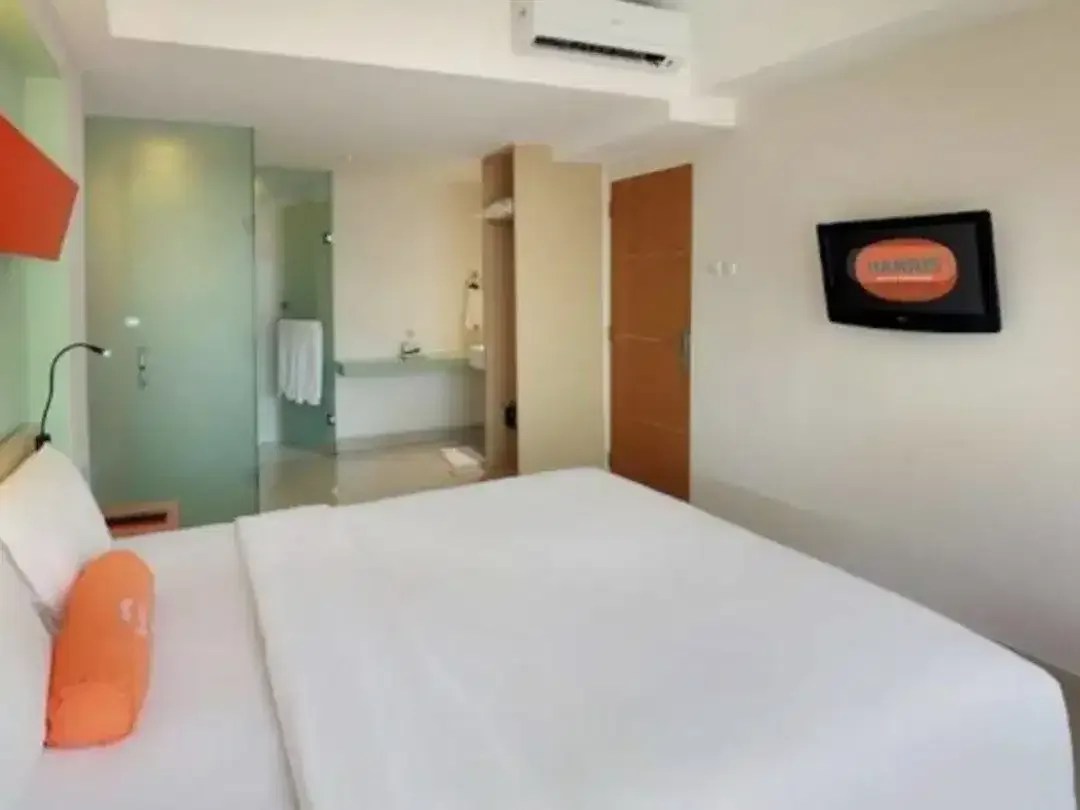 Dijual Apartemen murah lokasi sangat strategis kuta - Image 4 of 7