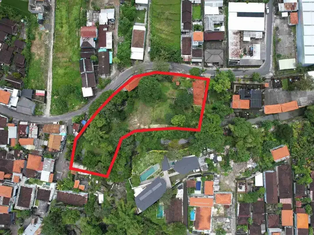 DIJUAL TANAH STRATEGIS DI KEROBOKAN BALI
Kesempatan menarik untuk mendapatkan lahan luas di kawasan strategis Kerobokan dengan 10 Are Leasehold GRATIS. - Image 3 of 10