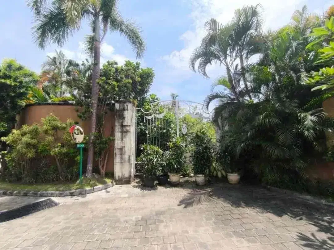 DIJUAL TANAH PREMIUM KAWASAN HOTEL DAERAH SEMINYAK BADUNG BALI - Image 3 of 7