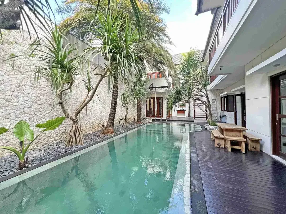 DIJUAL / FREEHOLD : Luxury Villas 6 Bed, Jl. Tegal Cupek, Bumbak, Umalas, Badung Bali - Image 8 of 10