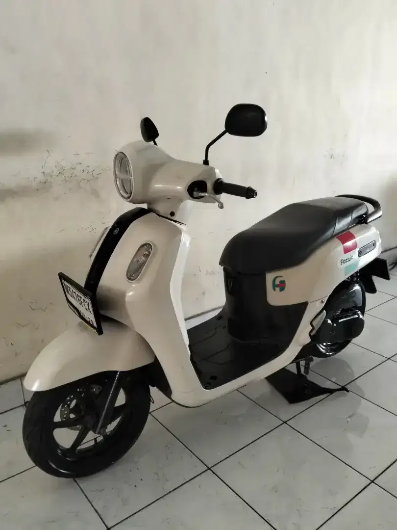 DP 2,2 JT/ BUNGA MENURUN 2% / YAMAHA FAZZIO TAHUN 2023 - Image 2 of 6