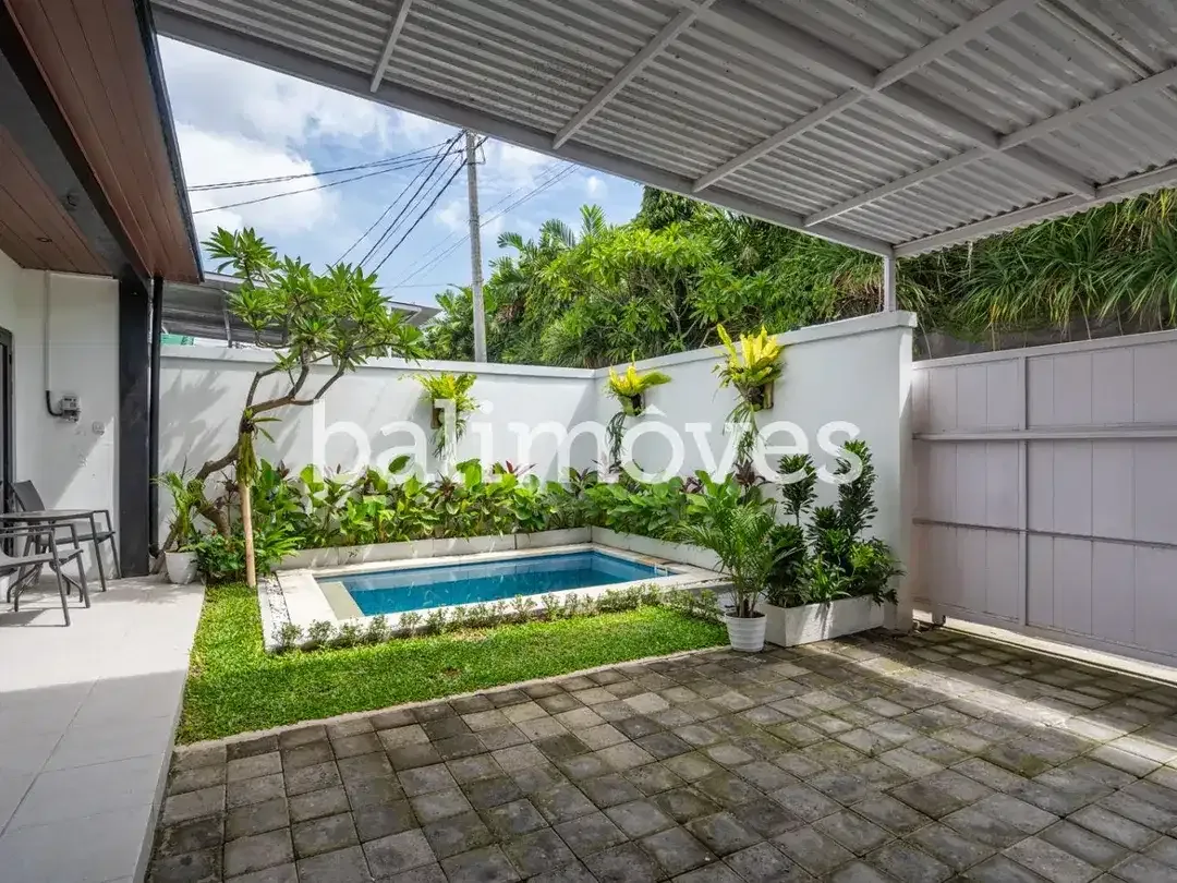 Vila Indah Dua Kamar Tidur di Sanur - Image 4 of 10