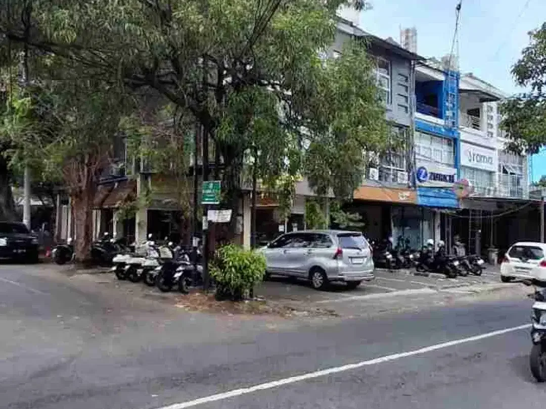 Gedung Usaha 4 Lantai Aktif Jalan Utama Renon Denpasar - Image 2 of 9