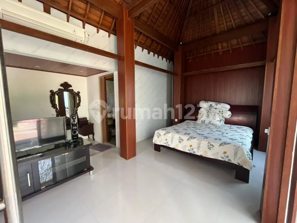 Villa Konsep Modern Furnished Kolam Renang Strategis di Canggu - Image 3 of 4