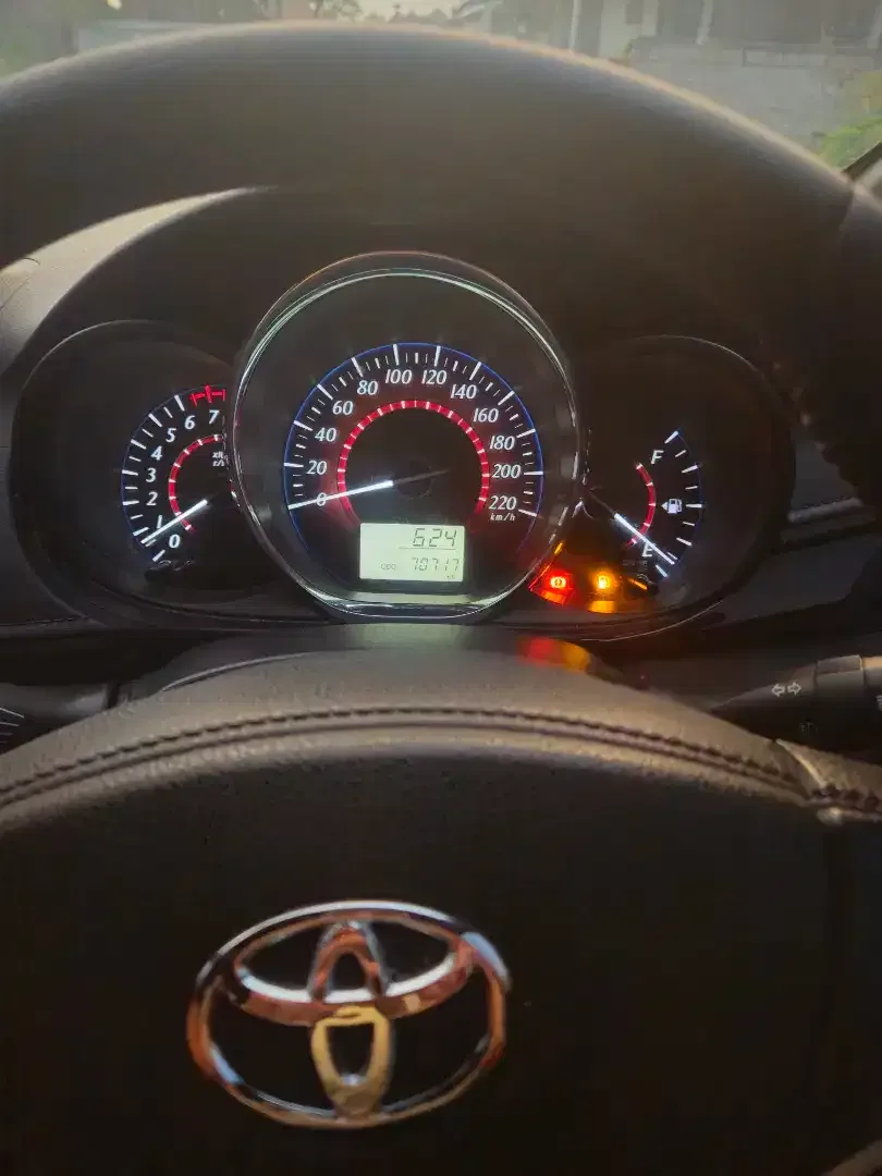 Yaris TRD sportivo merah - Image 5 of 10
