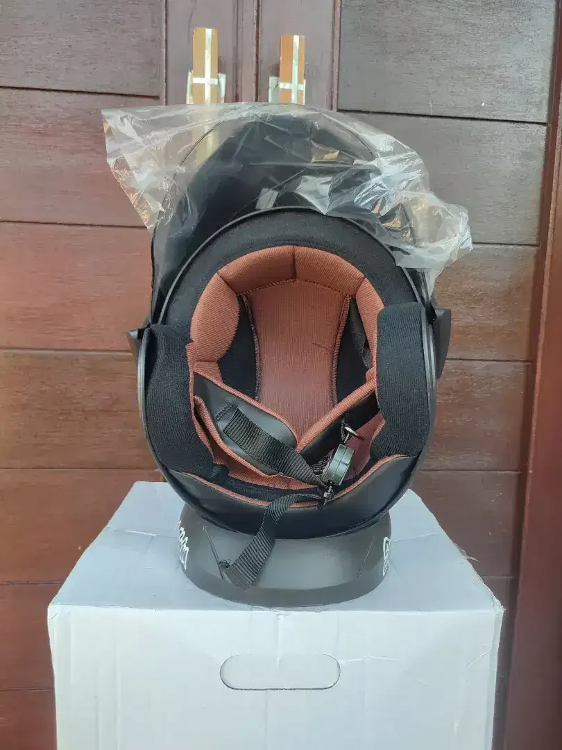(No Inbox) Helm Honda baru Original Dealer Lokasi Batuyang - Image 3 of 6
