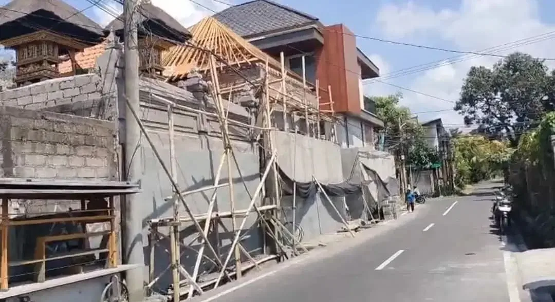 JUAL TANAH PREMIUM 3 ARE GATOT SUBROTO TENGAH BELAKANG APOTIK ANUGERAH - Image 5 of 10