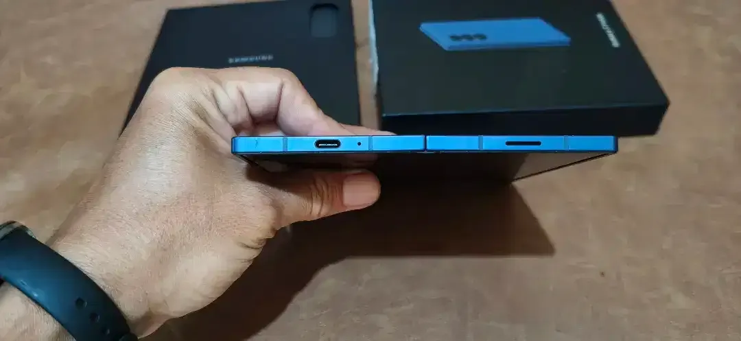 SAMSUNG Z FOLD 6 12/1TB - Image 8 of 9