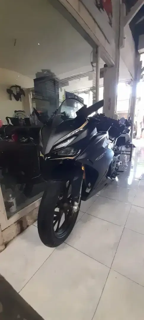 Honda CBR 150 CC thn. 2023 cash. Bali dharma motor - Image 1 of 6