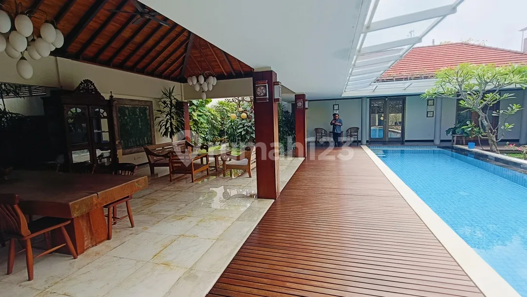 Rumah Mewah Dikawasan Elit Teras Ayung Gatsu Timur Denpasar - Image 3 of 4