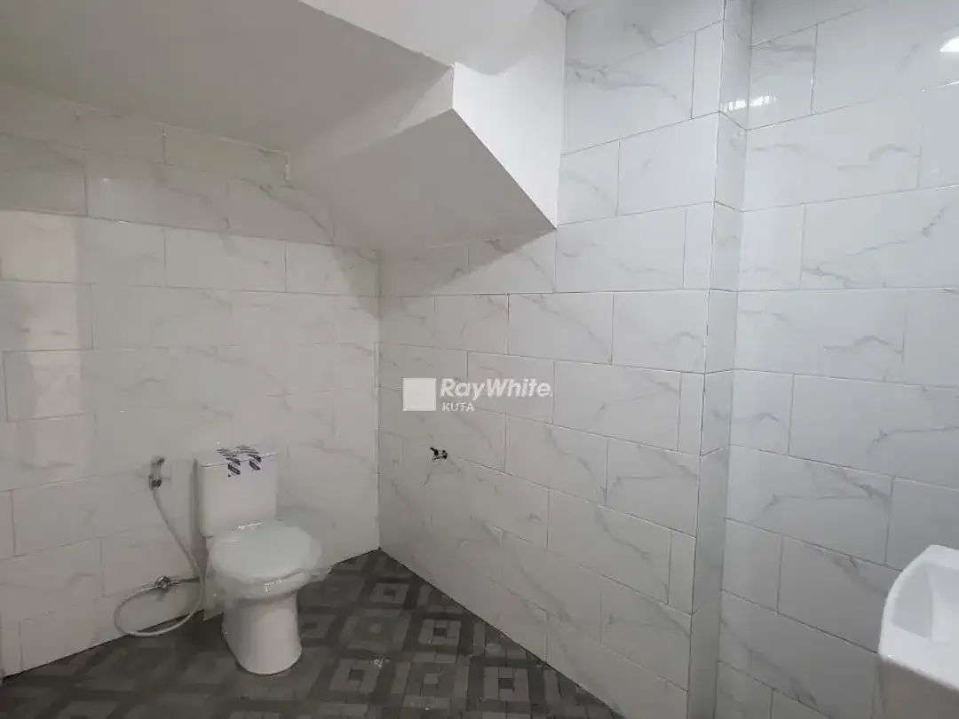 Ruko Komersial 2 Lantai di Jalan Umalas Dijual - Image 3 of 10