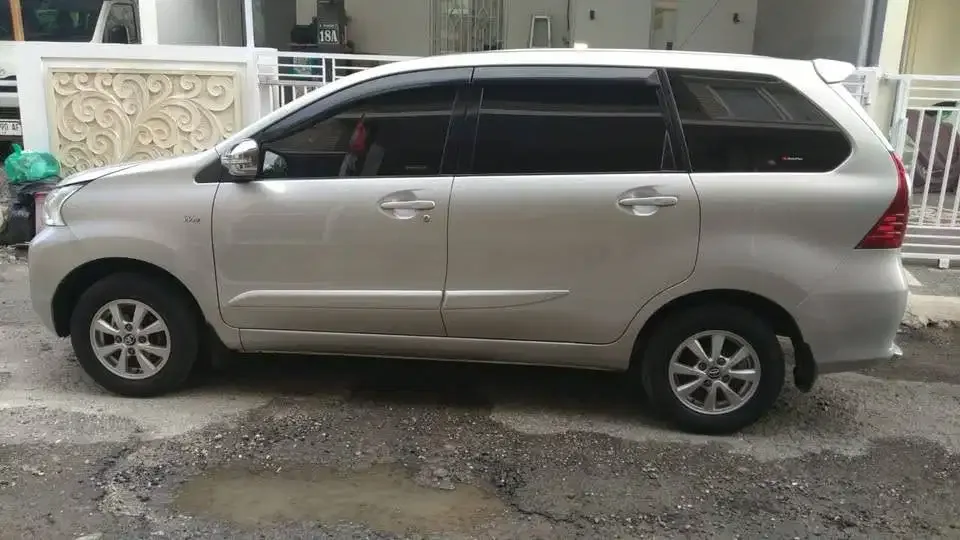 Di jual Toyota avanza tipe g 1.3 matic silver 2016 - Image 3 of 10