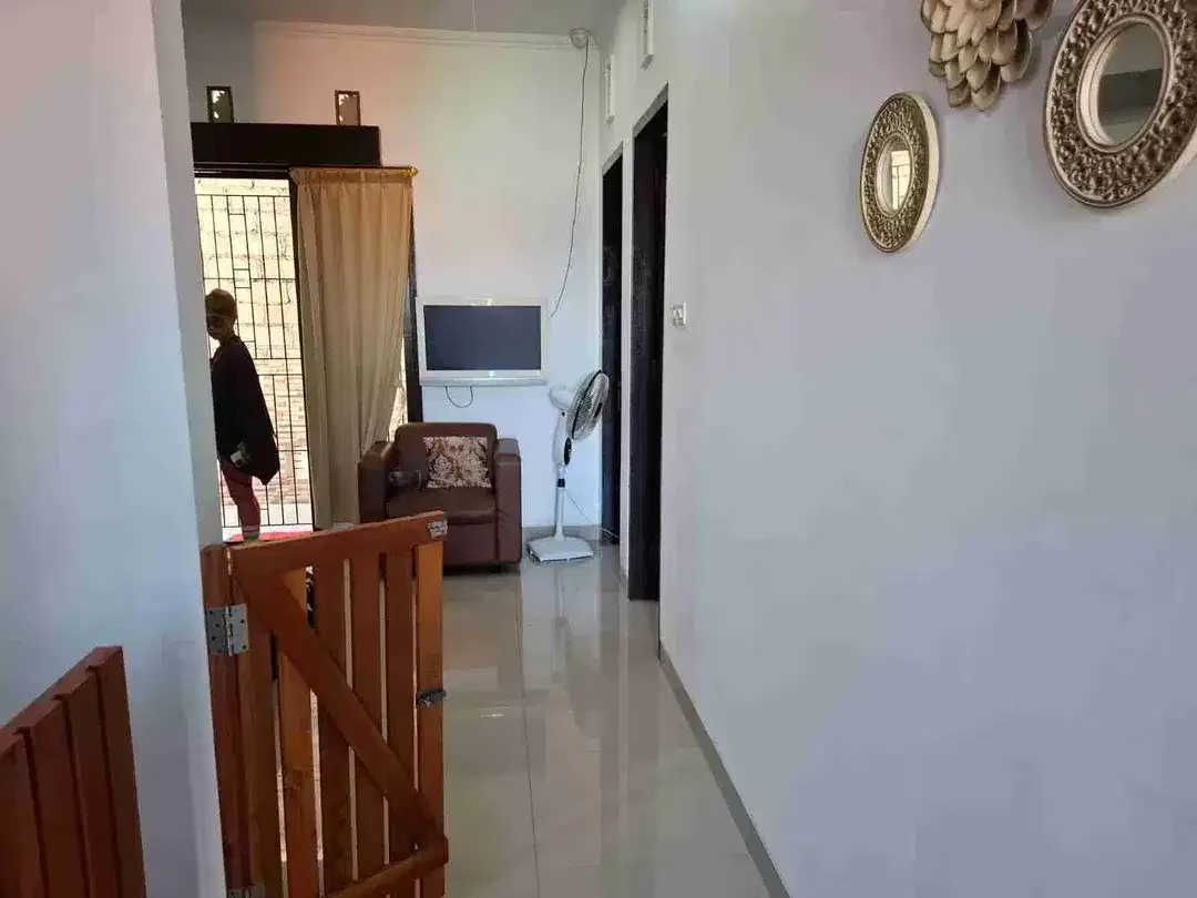 Dijual Rumah 2 Lantai Full Furnished di Dalung Kuta Utara Bali – 4 Kamar, Dekat Canggu | Rp1,9 M - Image 2 of 7